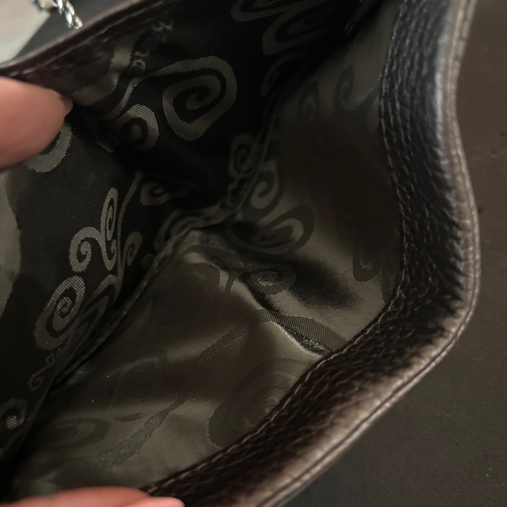 Sold
Brighton Brown Pebbled Leather ID Wallet with Silver Toggle Detail - Picture 11 of 14